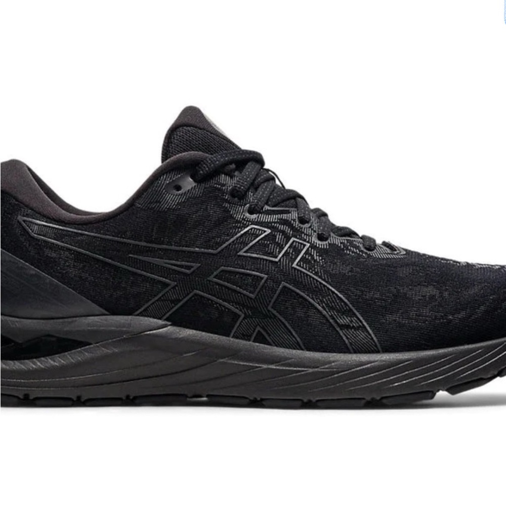 Great condition Asics Women's Gel-Cumulus 23 Running Shoe